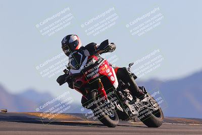 media/Nov-06-2023-Moto Forza (Mon) [[ce023d0744]]/3-Intermediate Group/Session 5 (Turn 9)/